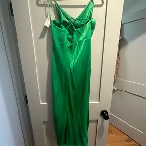 Anthropologie green spaghetti scoop neck midi dress